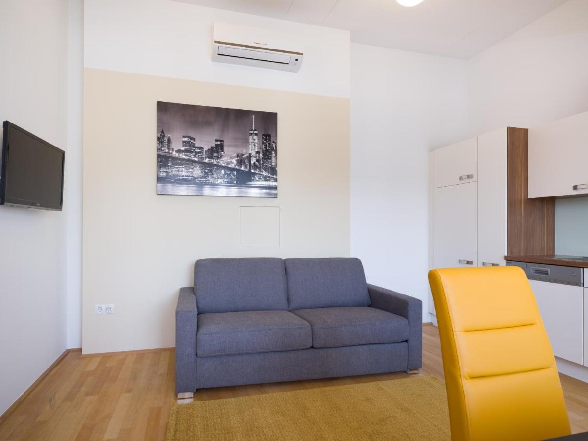 Vienna Stay Apartments Pezzl 1170 Ngoại thất bức ảnh