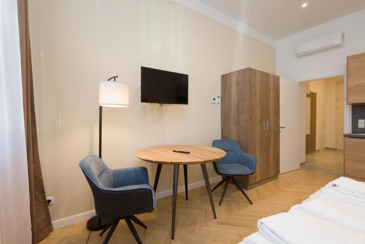 Vienna Stay Apartments Pezzl 1170 Ngoại thất bức ảnh