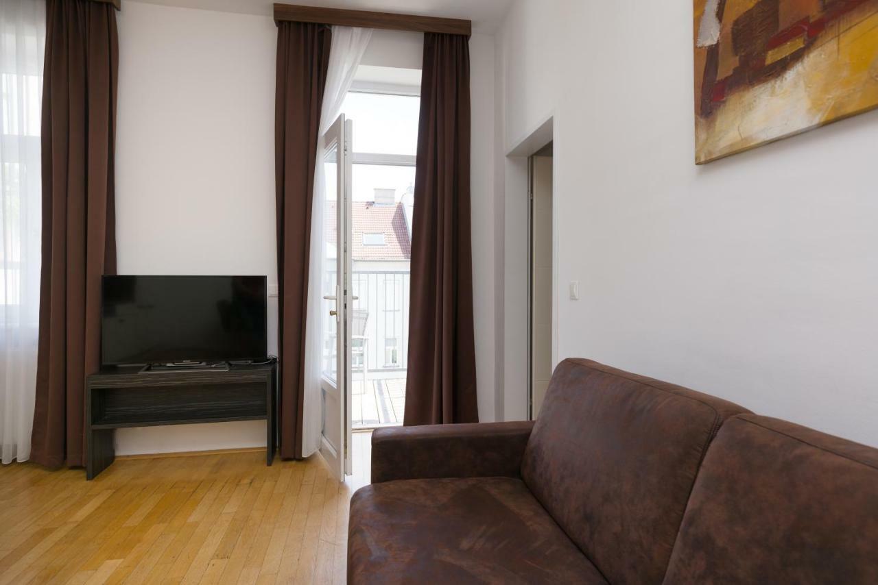 Vienna Stay Apartments Pezzl 1170 Ngoại thất bức ảnh