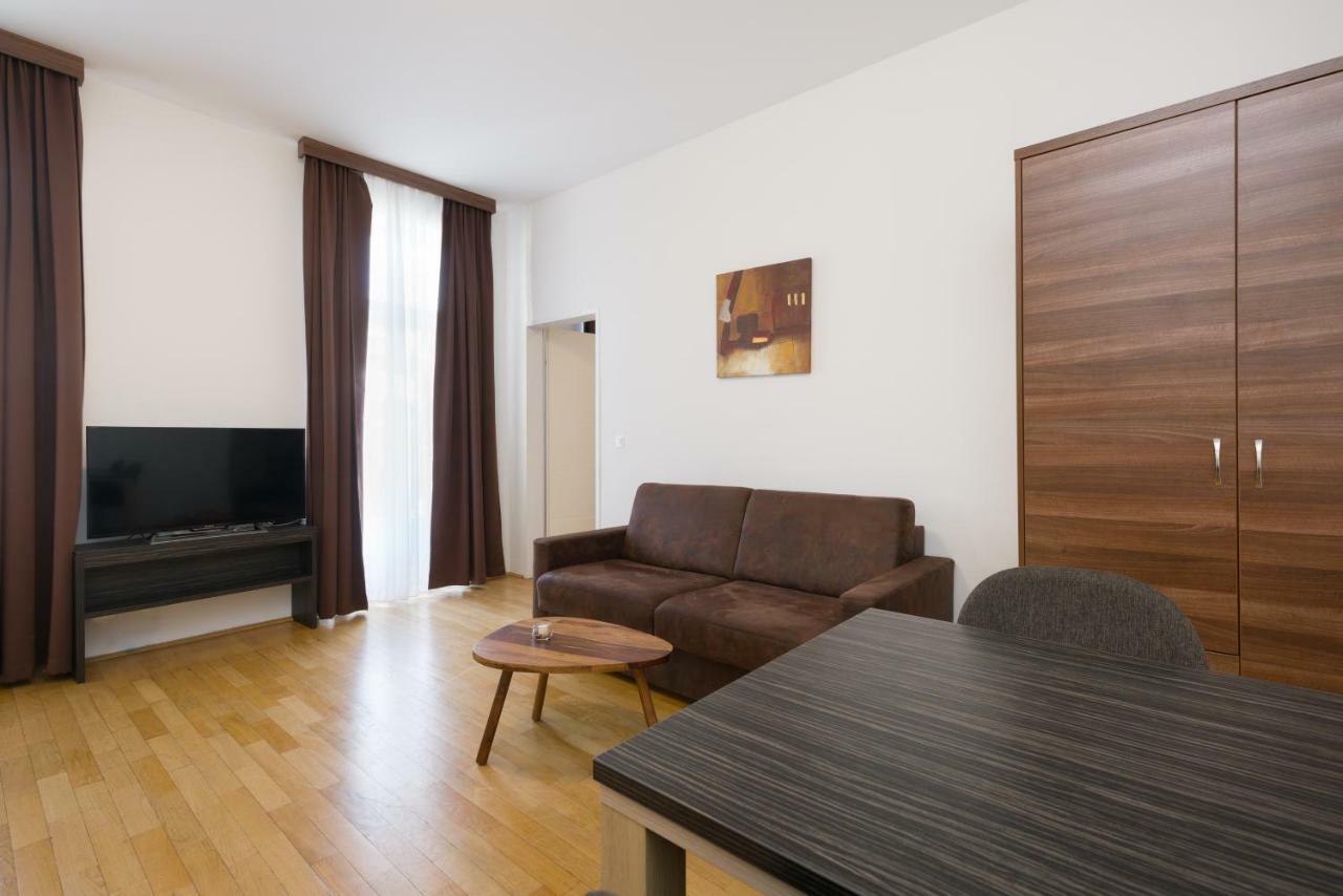 Vienna Stay Apartments Pezzl 1170 Ngoại thất bức ảnh